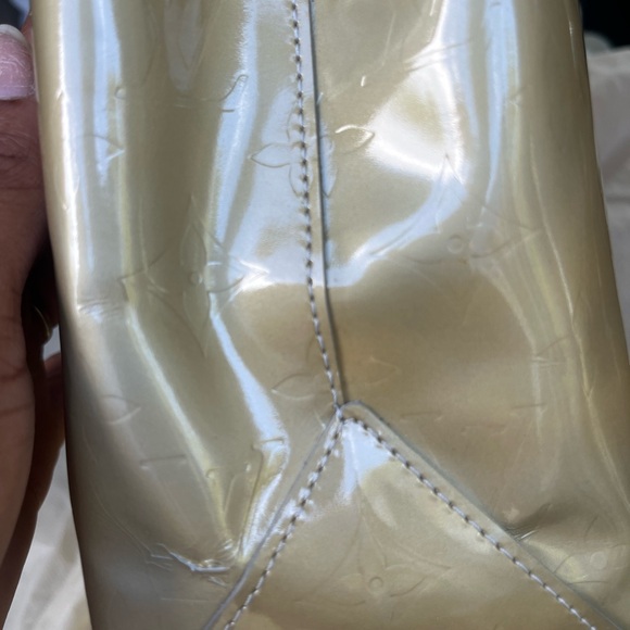 Louis Vuitton Vernis Reade - Picture 10 of 15